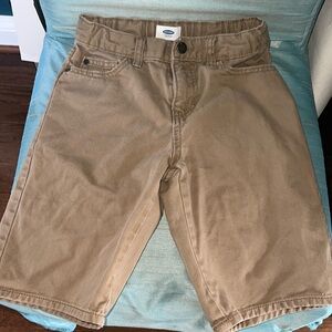 Boys Old Navy khaki shorts 8R Adjustable. Gently Worn